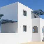 Sunny & Blue 2 * Parasporos