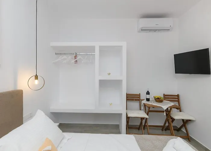 Sunny & Blue 2 Appartement Parasporos