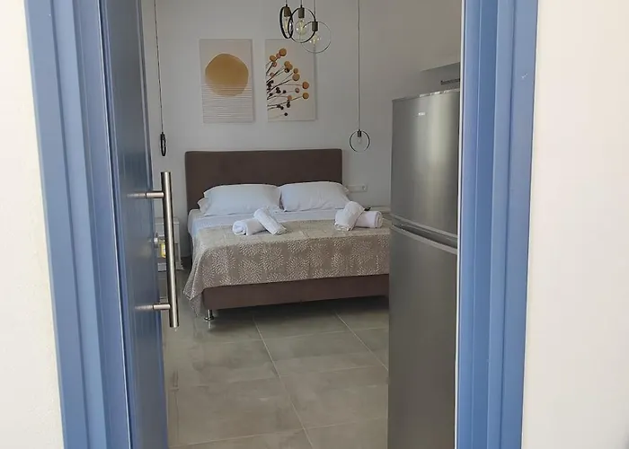 Sunny & Blue 2 * Parasporos